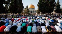 Friday prayers pass off peacefully at Al Aqsa as Israel reduces security measures