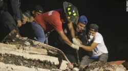 Central Mexico earthquake kills more than 226, Destroys buildings