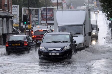 Wednesday 13th September Daily Travel Round-up – Chaos caused by Storm Aileen