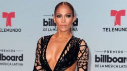 Video Report: Jennifer Lopez to join Will & Grace in 2018
