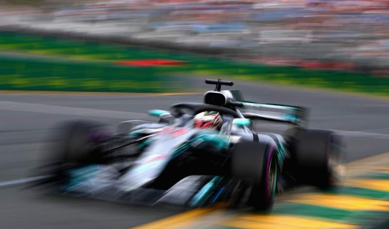 Lewis Storms to Formula 1 2018- Australian Grand Prix pole