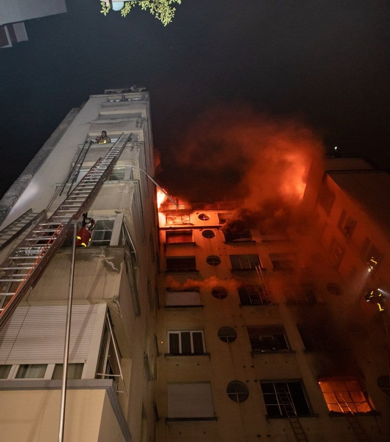 Paris-tower-block-blaze