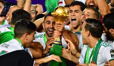 Algeria-trophy-celebrations - winners African cup of Nations 2019