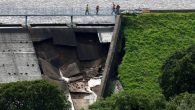 Derbyshire dam: 31 residents refusing to evacuate their homes