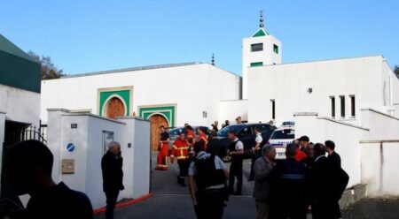 Two men aged 74 and 78 were shot and seriously injured on Monday as they tried to stop an attacker from setting a mosque ablaze in the southwestern city of Bayonne.