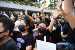 Hong Kong court rules ban on masks unconstitutional