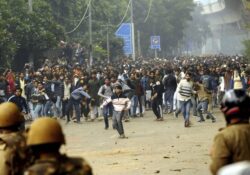 US & UK travel alerts to India – After fierce clashes on anti-Muslim law – Indian Army deployed to the streets