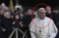 pope francis smacks womans hand to free himself from her grip