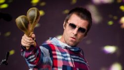 Oasis gig will go ahead with or without noel