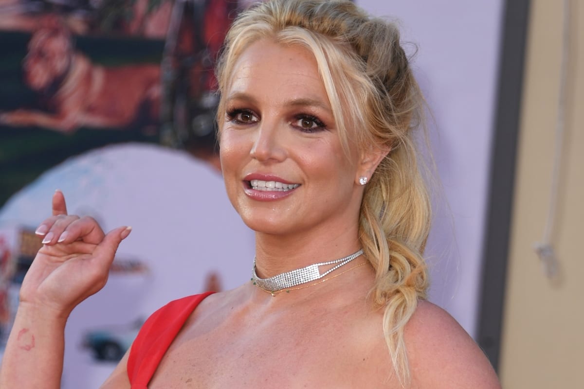 Britney Spears asks court to end her father’s control over her