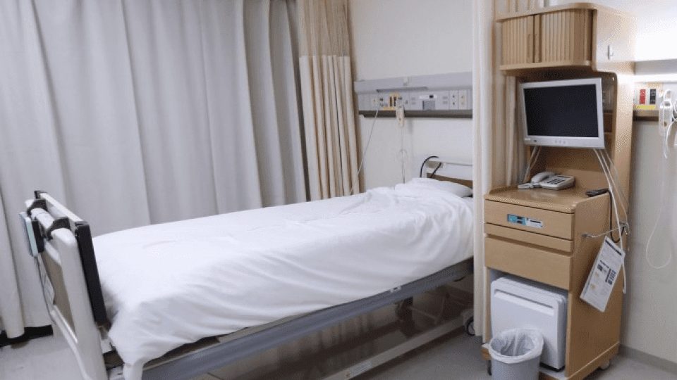 Tokyo may dedicate hospitals to covid19