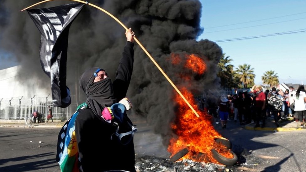 Chile protests turn violent