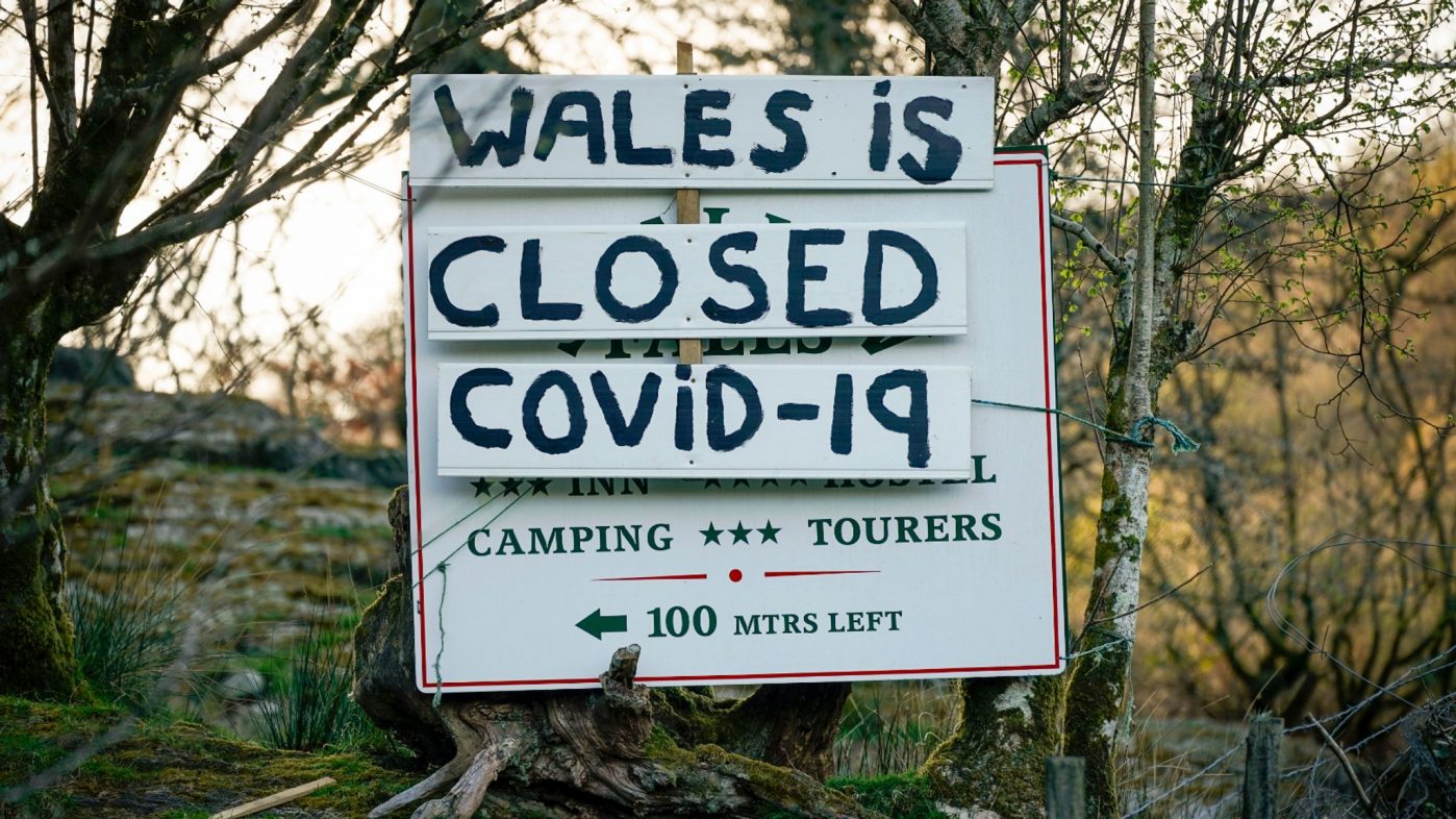 Wales announces lockdown