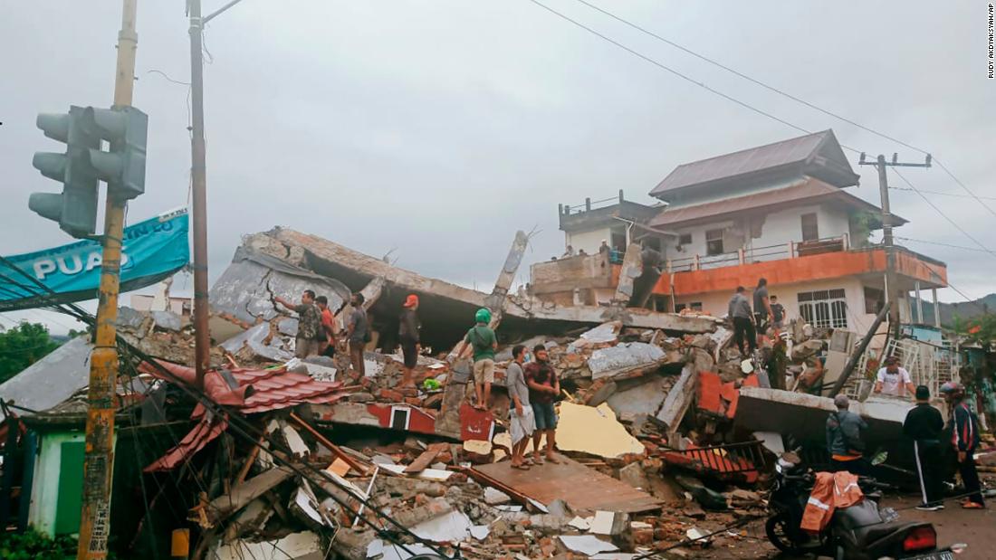 Massive earthquake in Indonesia kills at least 34, leaves hundreds injured 
