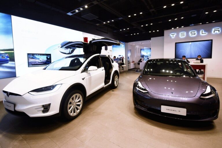 Tesla sets vehicle delivery record but falls just short of Musk’s target