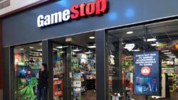 Wall Street bites back – Gamestop stock shares falls 60 percent