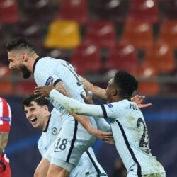 Giroud celebrates his goal in Tuesday's Champions League fixture between Chelsea and Atlético