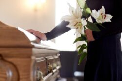 Covid-19: New funeral rules for England from 17 May
