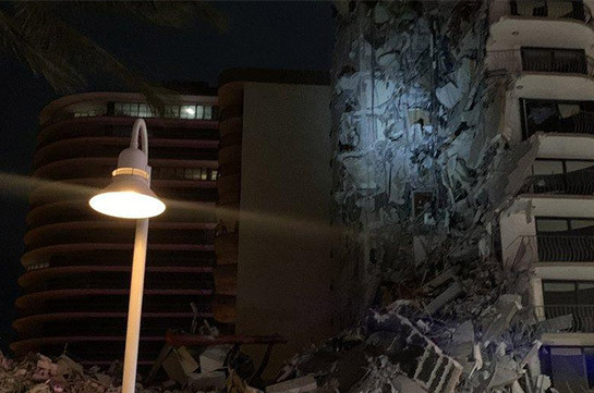Miami building collapse: Huge search for survivors