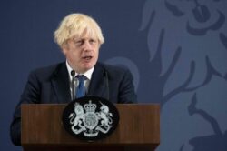 Boris Johnson reveals five point plan for ‘living with Covid’ as masks and social distancing to end