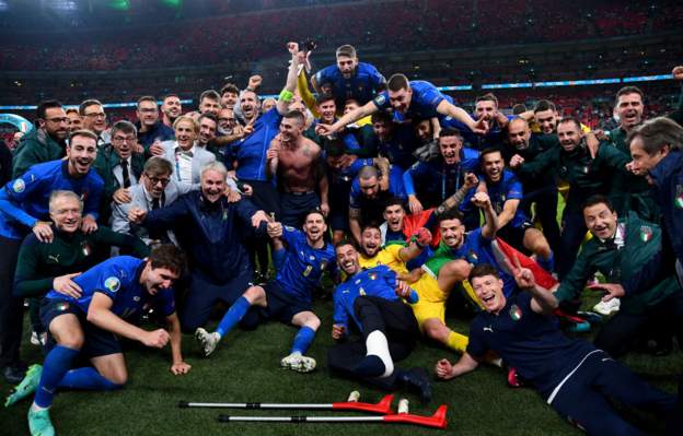 The Italian team celebrate - champions once again Forza Azzurri