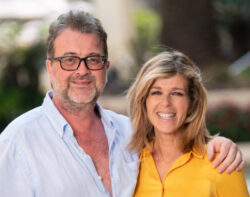 After Covid-19 battle, Kate Garraway believes her husband Derek has “huge challenges”: ‘We’re not out of the woods ‘ 