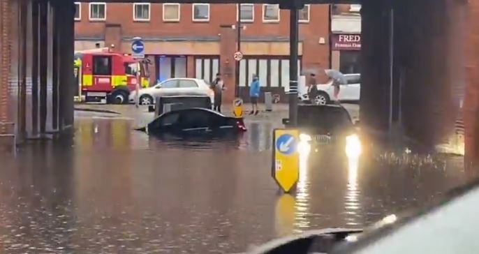 UK weather: Summer to return with temps of 30C forecast after flashfloods and storms hit parts of London