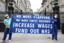 Unions poised to dismiss offer of 3% pay rise for NHS workers