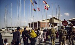 Fury as US politicians fly into Kabul in midst of evacuation effort