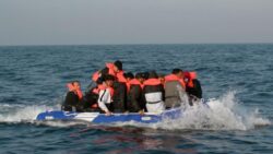 Channel crossings: Priti Patel authorises turning back of migrant boats