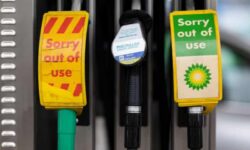 UK petrol stations warn over fuel shortages due to lack of HGV drivers