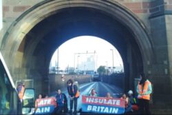London traffic chaos as Blackwall Tunnel blocked by climate activists