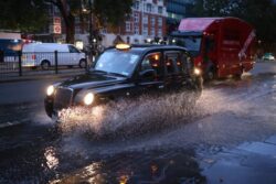 UK weather: Flooding in London and South East after 45mph Storm Aurore