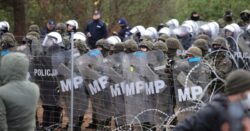 Poland blocks hundreds of migrants, refugees at Belarus border