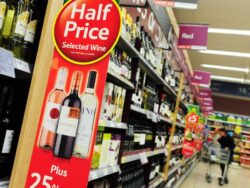 UK faces Christmas booze shortage due to supply chain chaos, government warned