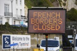 France stops British driving through France to the EU