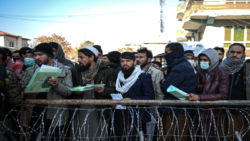 Hundreds queue for passports in bid to leave Afghanistan