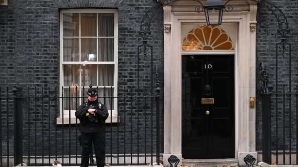 Met Police threatened with legal action over failure to investigate No10 Xmas party