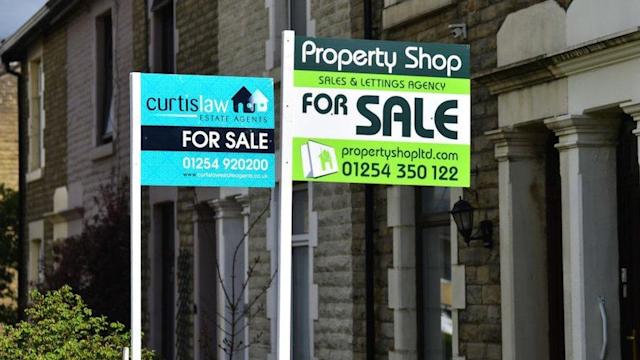 UK house prices return to double-digit growth