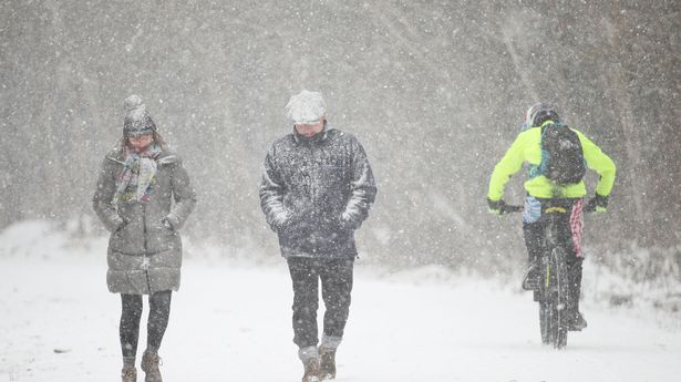 UK weather forecast: Snow to fall for days as extreme windchill plunges to -16C