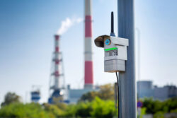 Analysis of the sensors’ data will make it possible to take effective actions and initiate organisational changes aimed at limiting city air pollution - with the Warsaw University of Technology
