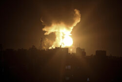 Israeli jets Bomb Gaza this morning