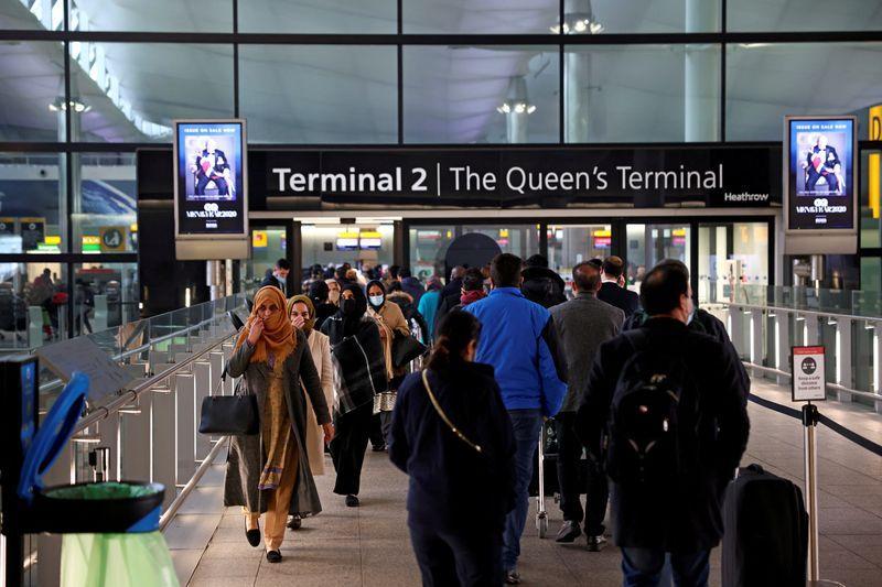 Omicron surge saw 600,000 passengers cancel Heathrow flights in December