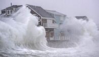 Huge Snowstorm in Massachusetts rips through the northern tip