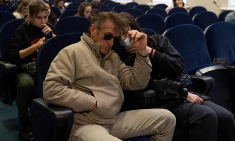 Sean Penn in Ukraine to make documentary on Russian attack