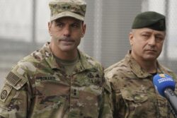 Elite US parachute troops arrive in Poland to help protect Ukrainian border