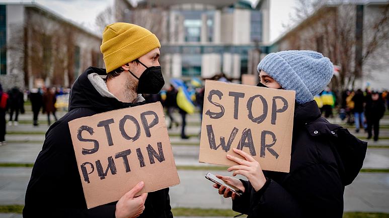 Putin sent dire warning - 'US will enter the war'