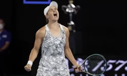 Ash Barty retires: Tennis rocked as world number one quits game at age 25