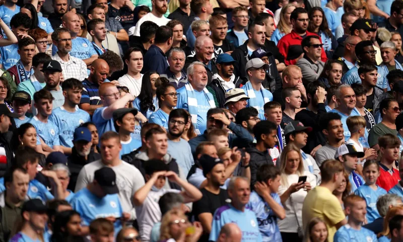 Manchester City and Liverpool fans condemn lack of trains for semi-final