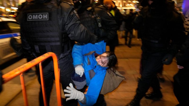 More than 6,000 arrests in Russia during protests over Ukraine war, says human rights group